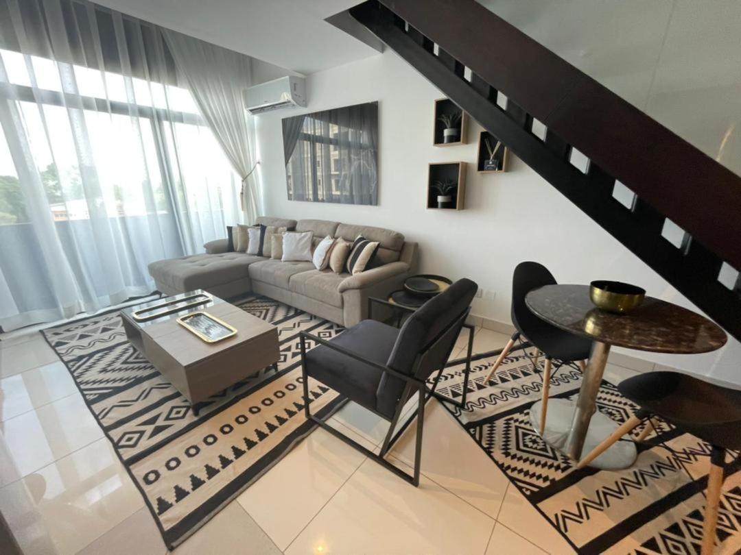 Embassy Gardens Deluxe Apartment Accra Exterior photo